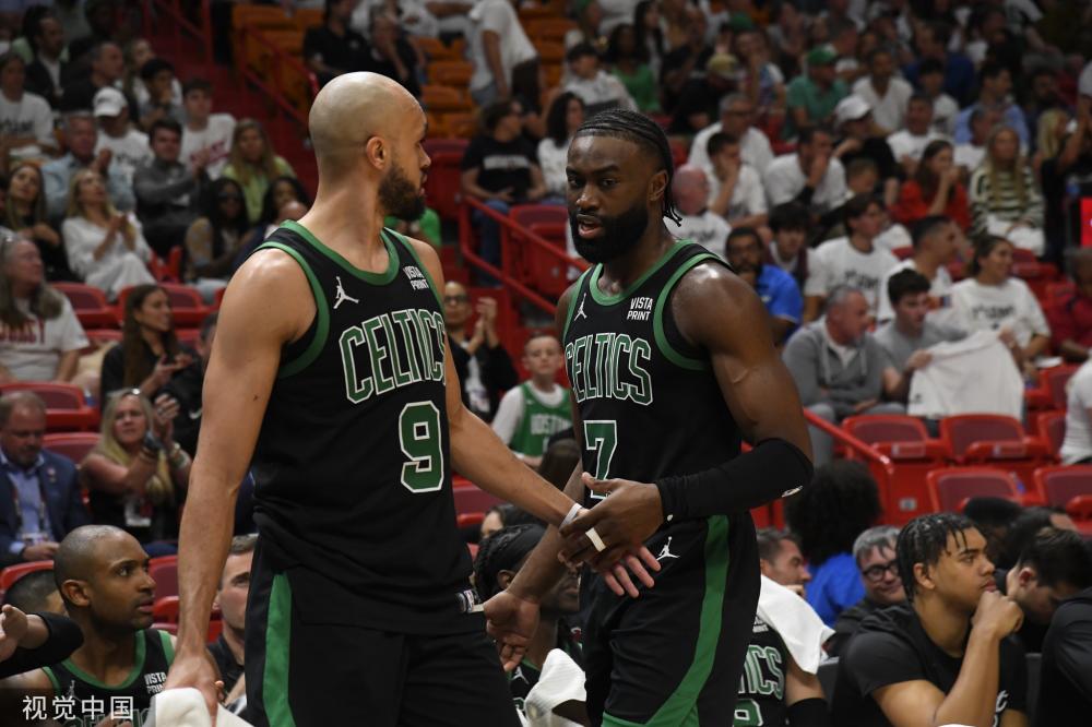 严重的脚踝 严重的脚踝