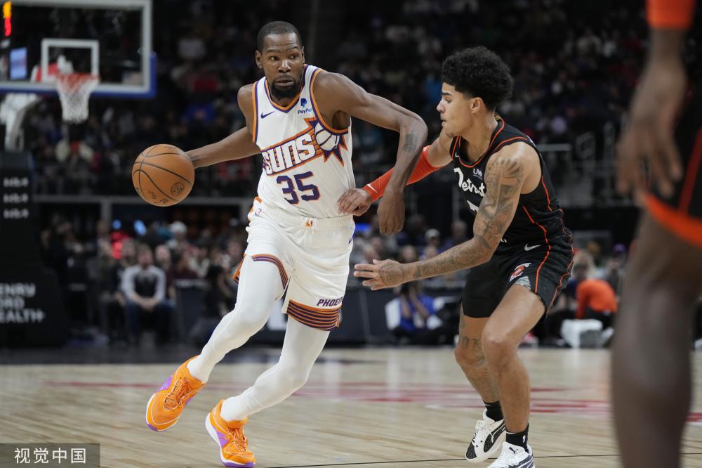 他的表现不 他的表现不